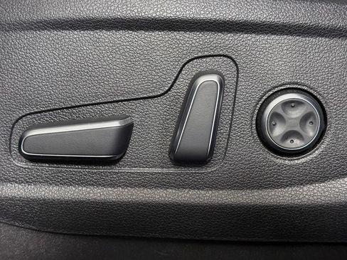 Used 2024 Hyundai Palisade SEL FWD image 36