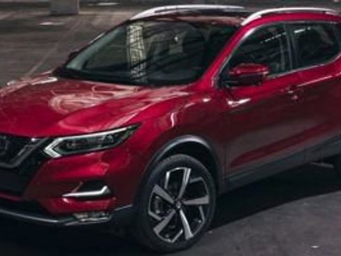 Used 2021 Nissan Rogue Sport SV image 1