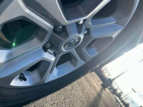 Used 2019 Toyota 4Runner SR5 Premium image 35