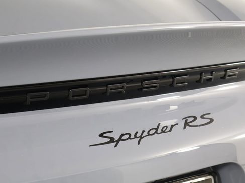 Certified 2024 Porsche 718 Boxster Spyder RS RWD image 21