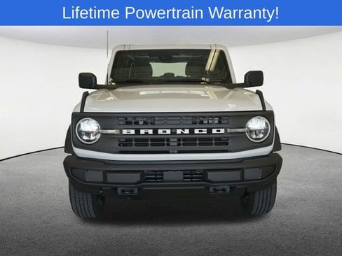 New 2025 Ford Bronco 4-Door image 17