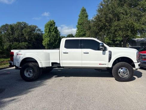 Used 2024 Ford F350 Platinum w/ FX4 Off-Road Package AWD/4WD image 4