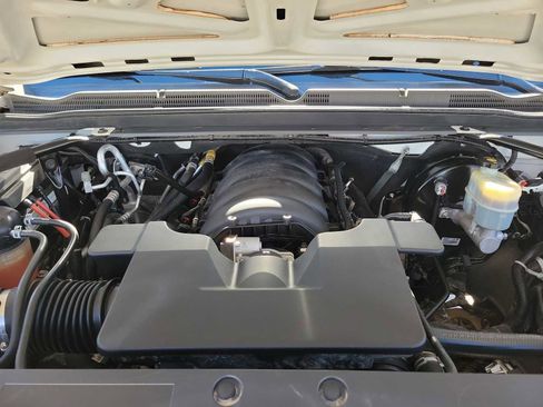 Used 2020 Chevrolet Tahoe LT w/ Luxury Package image 9