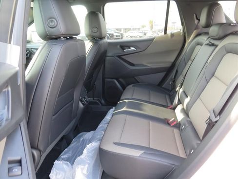 New 2026 Chevrolet Equinox LT w/ Convenience Package II image 14