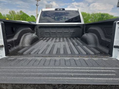 New 2026 RAM 2500 Tradesman AWD/4WD image 24