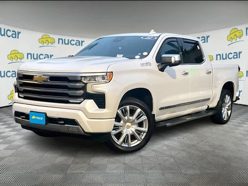 Used 2022 Chevrolet Silverado 1500 High Country w/ High Country Premium Package image 3