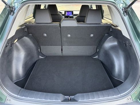 Used 2023 Toyota Corolla Cross LE image 16