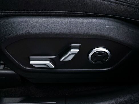 Used 2025 Hyundai Santa Fe Limited AWD/4WD image 20