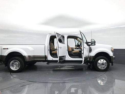 Certified 2022 Ford F450 Lariat w/ Lariat Ultimate Package AWD/4WD image 71