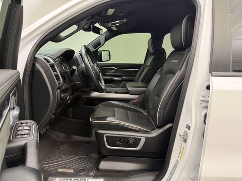 Used 2021 RAM 1500 Laramie w/ Sport Appearance Package AWD/4WD image 5