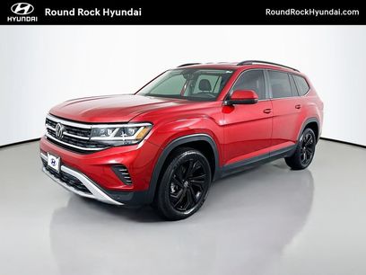 Used 2023 Volkswagen Atlas SE w/ Black Wheel Package