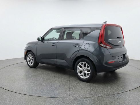 Used 2025 Kia Soul LX w/ LX Technology Package image 6