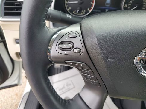 Used 2021 Nissan Murano Platinum image 11