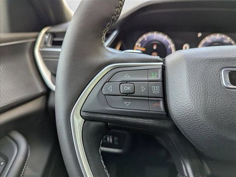 New 2025 Jeep Grand Cherokee Laredo X w/ Luxury Tech Group I image 13