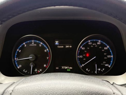 Used 2018 Toyota RAV4 Adventure image 30