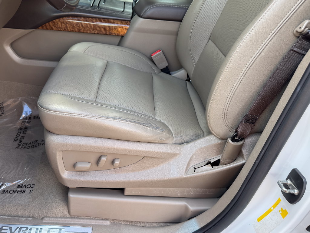 Used 2019 Chevrolet Tahoe Premier AWD/4WD image 22