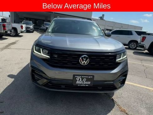 Used 2023 Volkswagen Atlas SEL R-Line AWD/4WD image 3