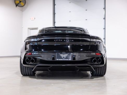 Used 2022 Aston Martin DBS Superleggera RWD image 5