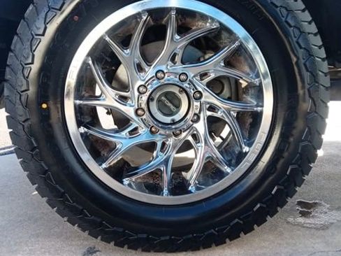 Used 2021 Ford F250 XLT w/ FX4 Off-Road Package image 23