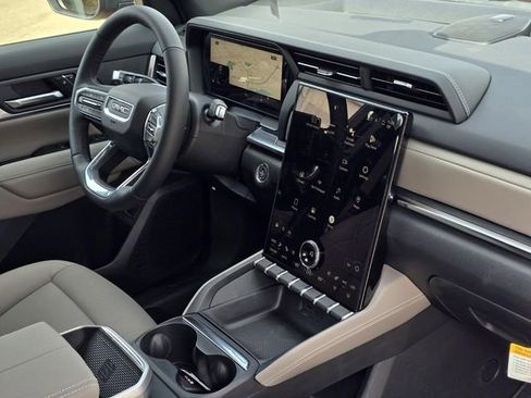 New 2026 GMC Terrain Elevation w/ Elevation Premium Package image 9