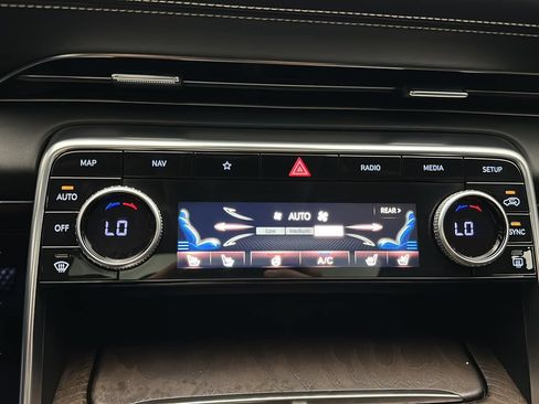 Certified 2024 Genesis GV80 2.5T w/ Prestige Package AWD/4WD image 30