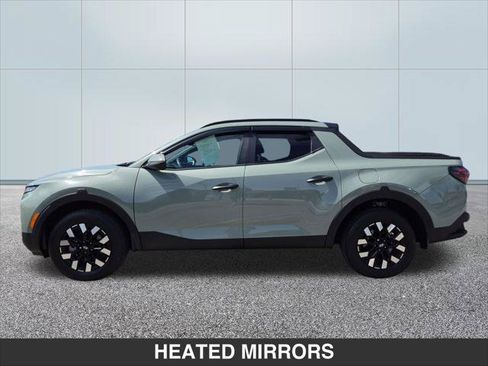Used 2025 Hyundai Santa Cruz SEL FWD image 2