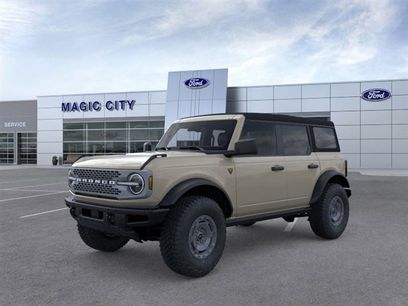 New 2025 Ford Bronco Badlands w/ Sasquatch Package