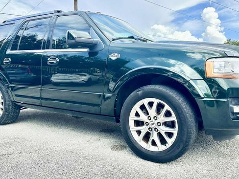 Used 2016 Ford Expedition Limited image 3