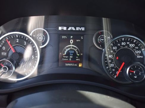 Used 2023 RAM 2500 Big Horn w/ Level 1 Equipment Group AWD/4WD image 30