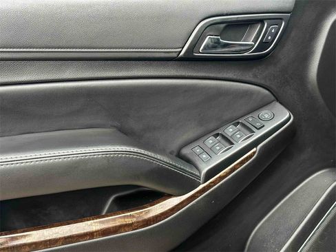 Used 2016 Chevrolet Suburban LS w/ Enhanced Driver Alert Package image 16