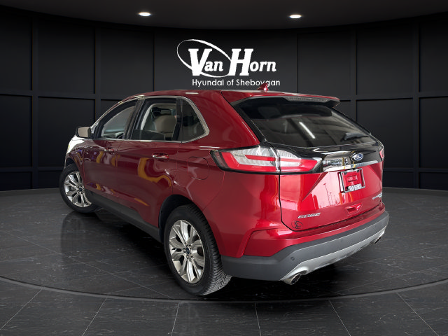 Used 2019 Ford Edge Titanium w/ Cold Weather Package AWD/4WD image 5
