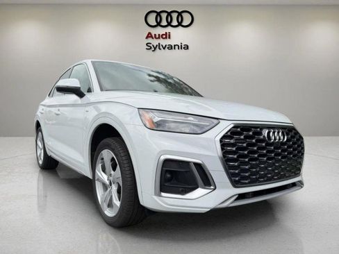 Certified 2025 Audi Q5 2.0T Premium Plus w/ Premium Plus Package AWD/4WD image 1