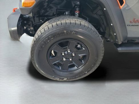 Used 2022 Jeep Gladiator Mojave w/ Trailer Tow Package image 26