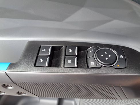 Used 2025 Ford Maverick Lobo AWD/4WD image 17