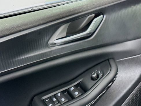 New 2026 Jeep Grand Cherokee L 4WD image 23