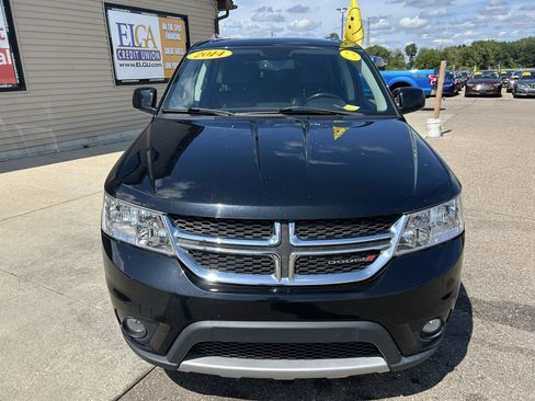 Used 2014 Dodge Journey Limited w/ Flexible Seating Group AWD/4WD image 2
