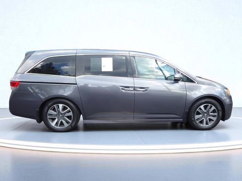 Used 2016 Honda Odyssey Touring Elite image 33