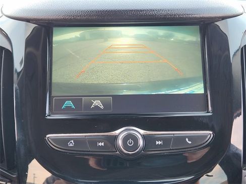 Used 2018 Chevrolet Cruze Premier w/ Enhanced Convenience Package image 19