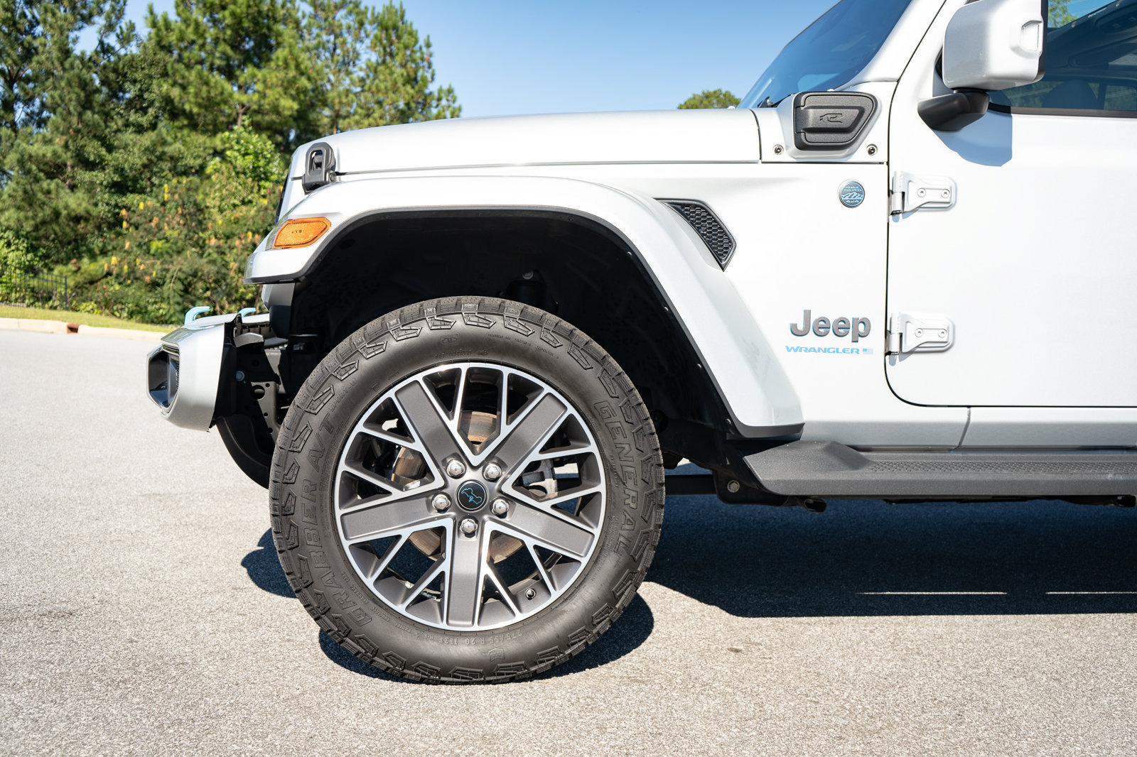 Used 2024 Jeep Wrangler High Altitude AWD/4WD image 4