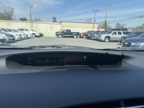 Used 2010 Toyota Prius FWD image 21