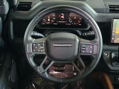 Used 2023 Land Rover Defender 110 X AWD/4WD image 15