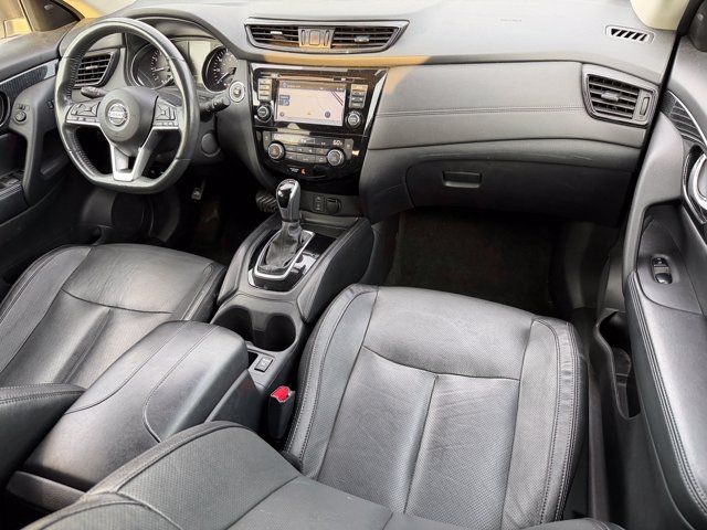 Used 2017 Nissan Rogue SL w/ SL Premium Package AWD/4WD image 35