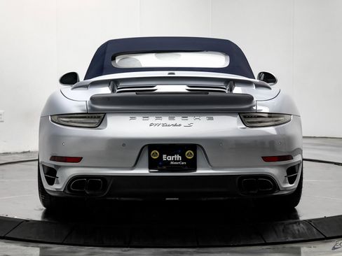 Used 2015 Porsche 911 Turbo S image 9