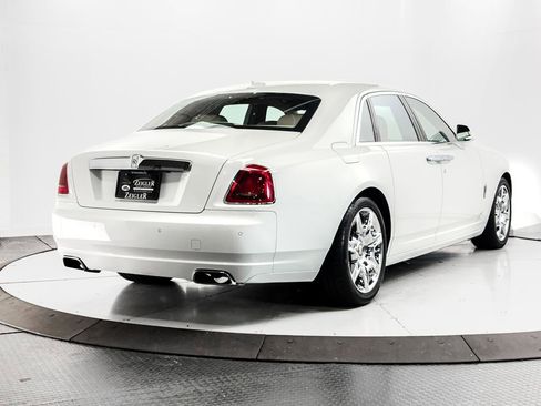 Used 2014 Rolls-Royce Ghost RWD image 6