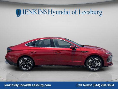 New 2026 Hyundai Sonata SEL FWD image 3
