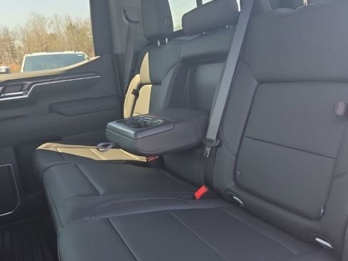 New 2026 Chevrolet Silverado 1500 LTZ w/ LTZ Premium Package image 11