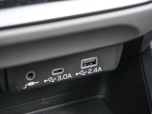 Used 2024 Subaru Crosstrek 2.5i Sport image 38