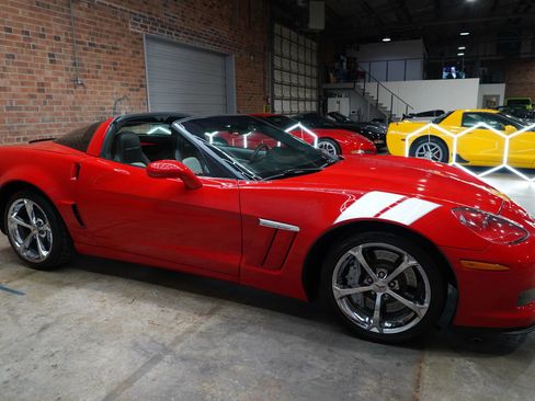 Used 2011 Chevrolet Corvette Grand Sport w/ Preferred Equipment Group image 34