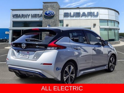 Used 2022 Nissan Leaf SV FWD image 6