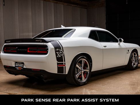 Used 2018 Dodge Challenger SRT Hellcat image 9